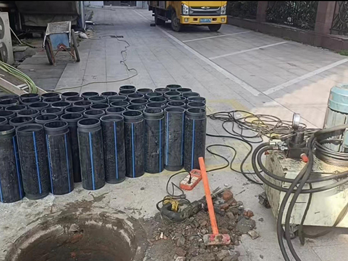 凤阳PE置换管厂家 DN315置换管 非开挖管短管置换